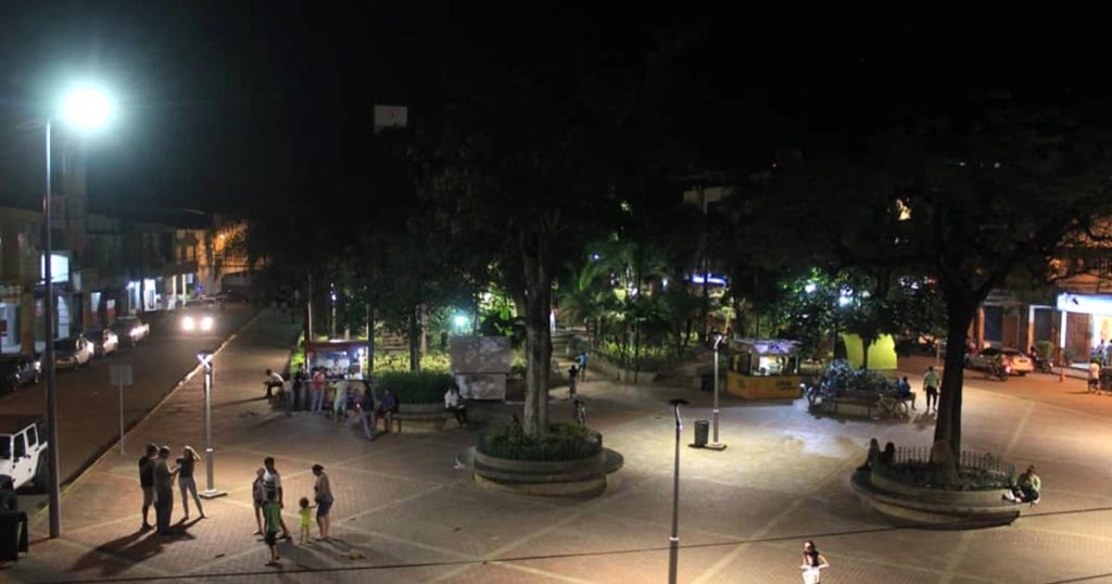 Parque Sucre está mejor iluminado y ofrece nueva imagen