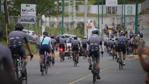 Manta, Capital Nacional del Deporte Celebra la Quinta Edición de la Carrera de Ciclismo SW Ecuador