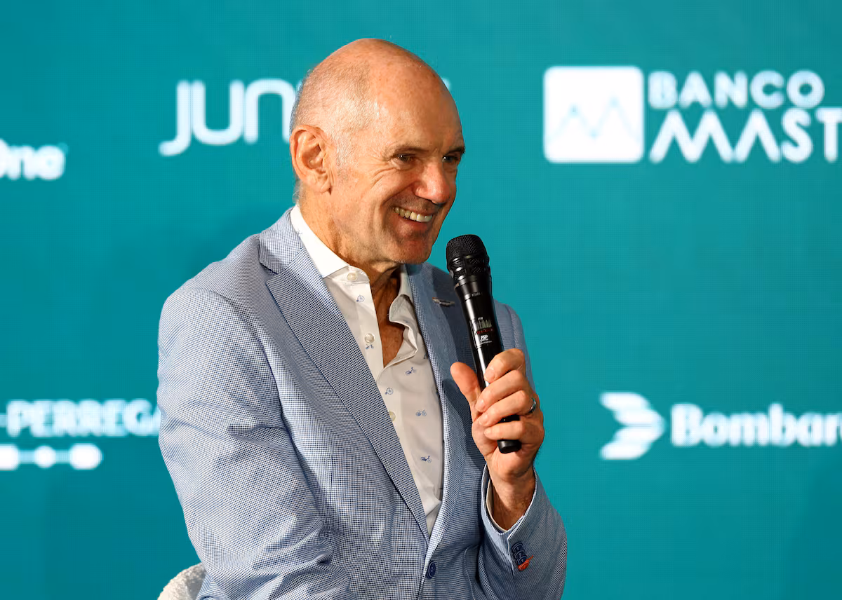 Adrian Newey será el nuevo jefe de equipo de Aston Martin a partir de 2026 EL PAÍS