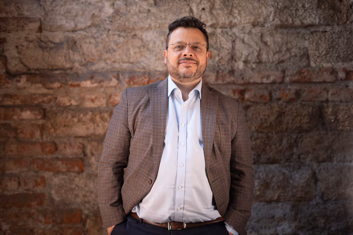 Carlos Bravo Regidor: “El futuro era un lugar de promesa y hoy es un lugar de miedo” EL PAÍS