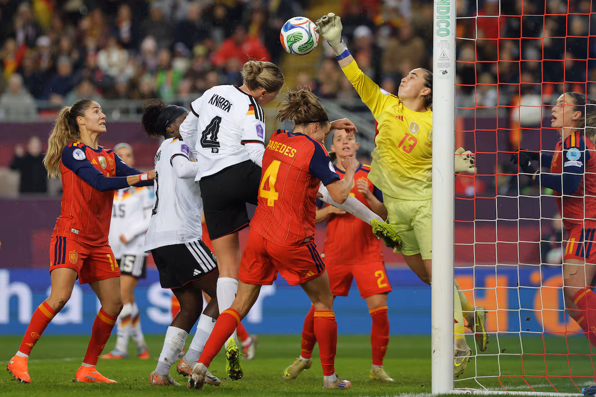 Cata sostiene en Alemania a la peor España en la final de la Nations Alemania