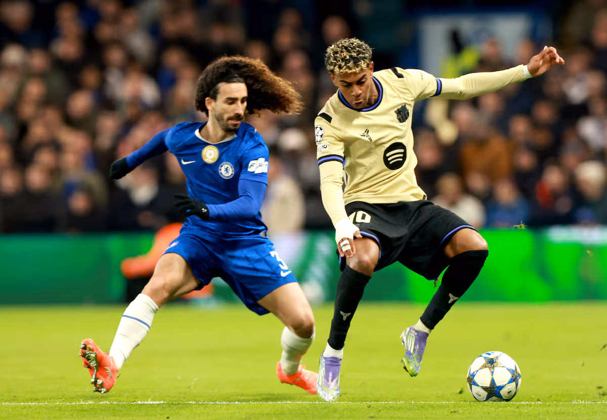 Cucurella silencia a Lamine Yamal en Stamford Bridge Juan I. Irigoyen