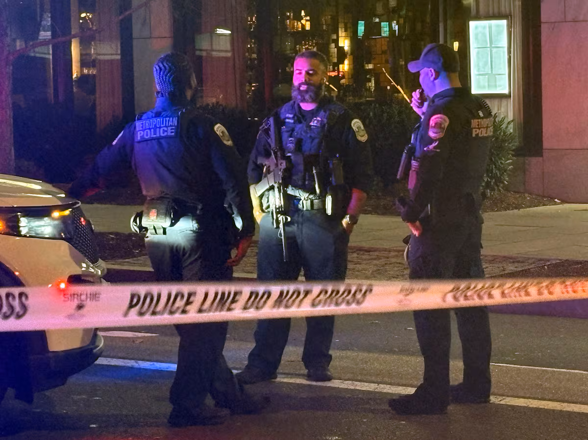 Muere uno de los guardias nacionales tiroteados en Washington EL PAÍS