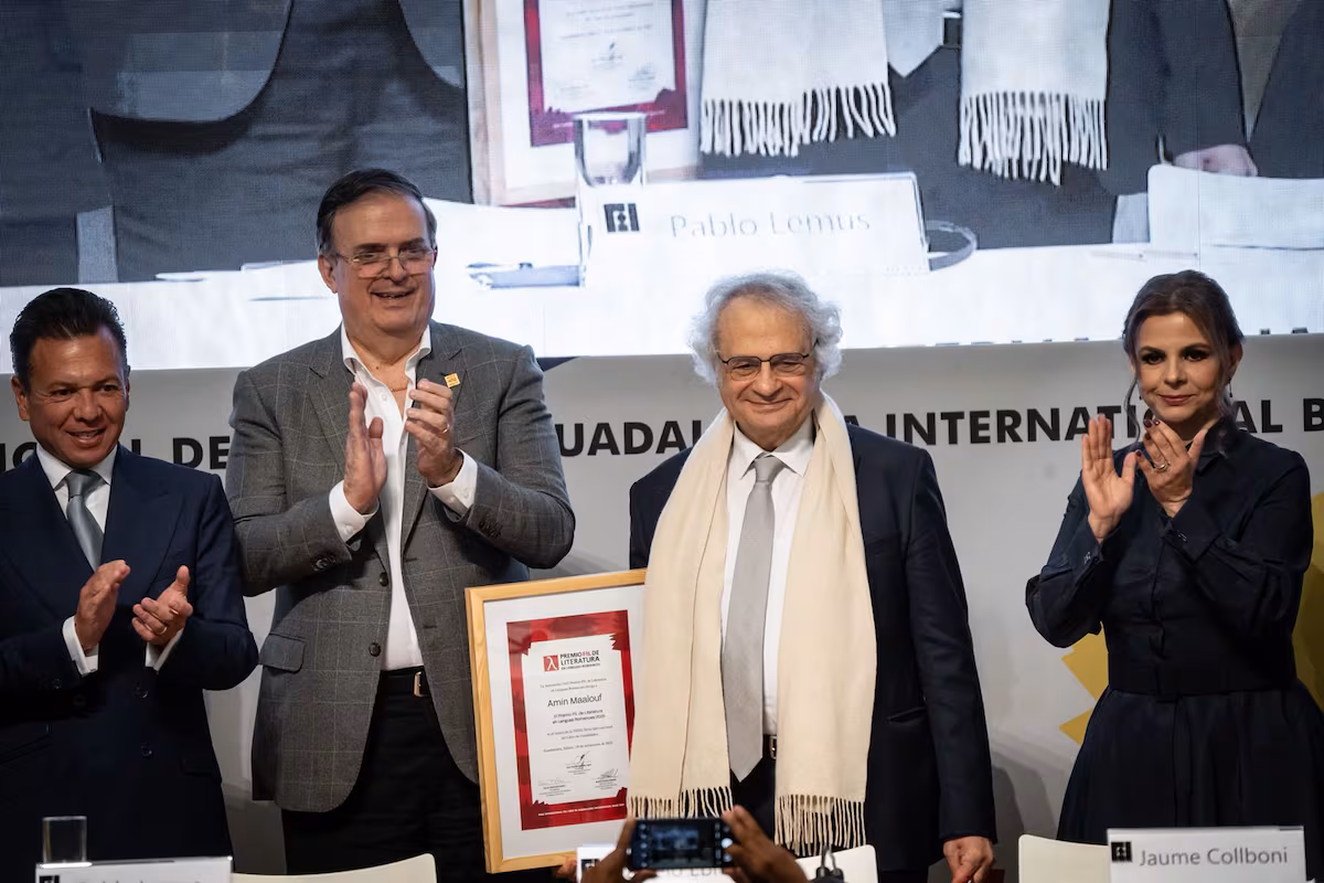 Maalouf inaugura la FIL de Guadalajara: “Vivimos una época aterradora y a la vez fascinante” EL PAÍS