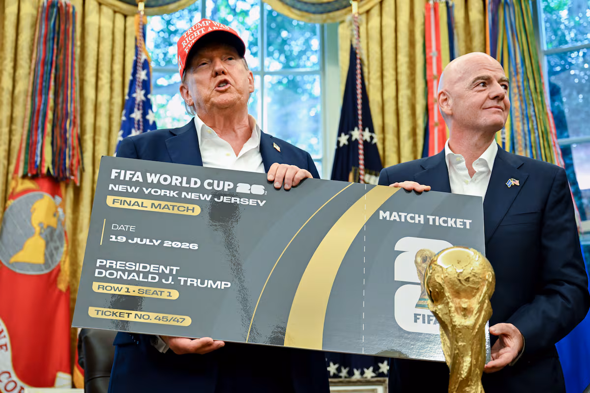 El mundo del fútbol se prepara para el sorteo del Mundial en una ceremonia protagonizada por Trump EL PAÍS