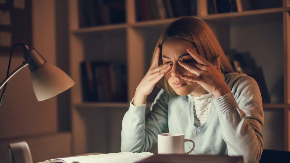 No se rasque ni frote los ojos: médicos advierten del grave peligro que hay al hacerlo con fuerza y a diario No se rasque ni frote los ojos: médicos advierten del grave peligro que hay al hacerlo con fuerza y a diario