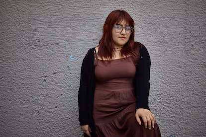 Mexico’s Generation Z is growing up with precariousness, uncertainty and political distrust. And social media is their primary source of information