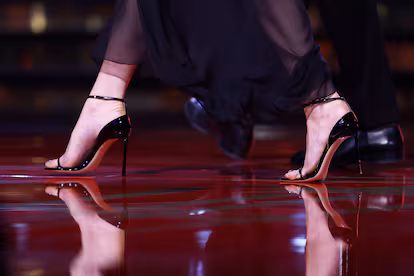 Anya Taylor-Joy, o cómo dominar el ‘look’ gótico con un vestido lencero Anya Taylor-Joy, o cómo dominar el ‘look’ gótico con un vestido lencero