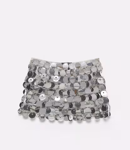 Del pantalón ‘harem’ a la boa de piel: las tendencias más apetecibles para un ‘look’ de Nochevieja Del pantalón ‘harem’ a la boa de piel: las tendencias más apetecibles para un ‘look’ de Nochevieja