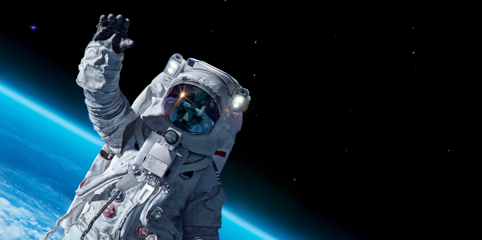 El significado del color de las heces, explicado por la doctora Trisha Pasricha Cuentan con un jetpack en el traje.