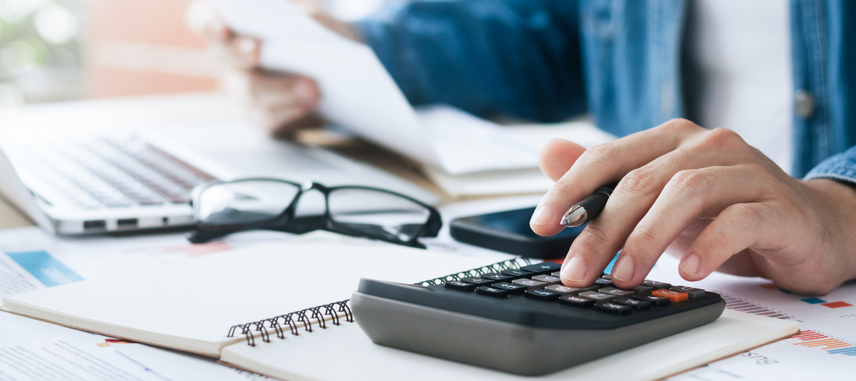 Latina muestra la millonaria factura por ir a una clínica en Estados Unidos por un dolor estomacal: ‘No me dieron nada y no puedo creerlo’ Dian