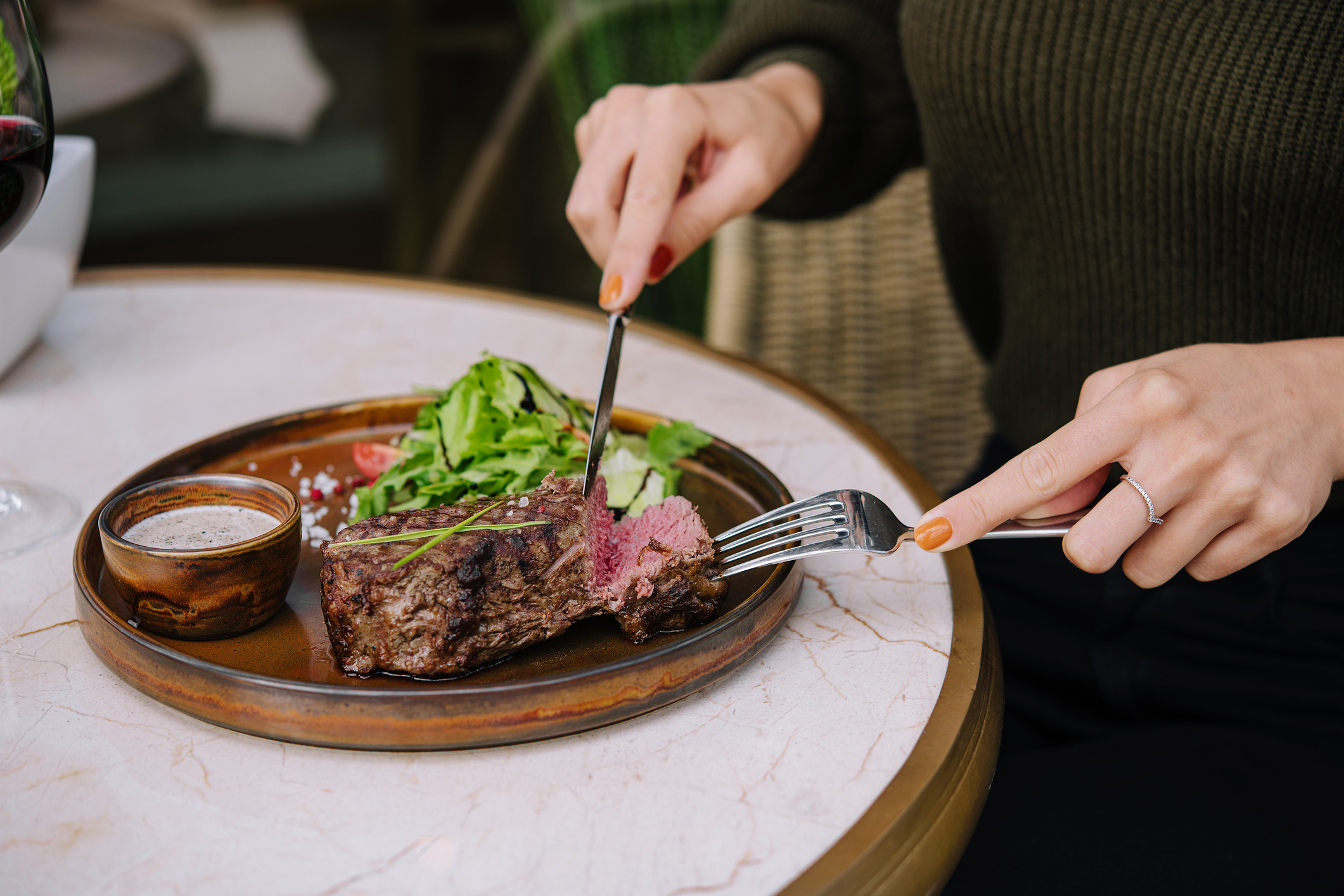 ¿Cuánto dura la carne en la nevera antes de que se dañe? Esta es la temperatura que debe dejar en el congelador Comer carne