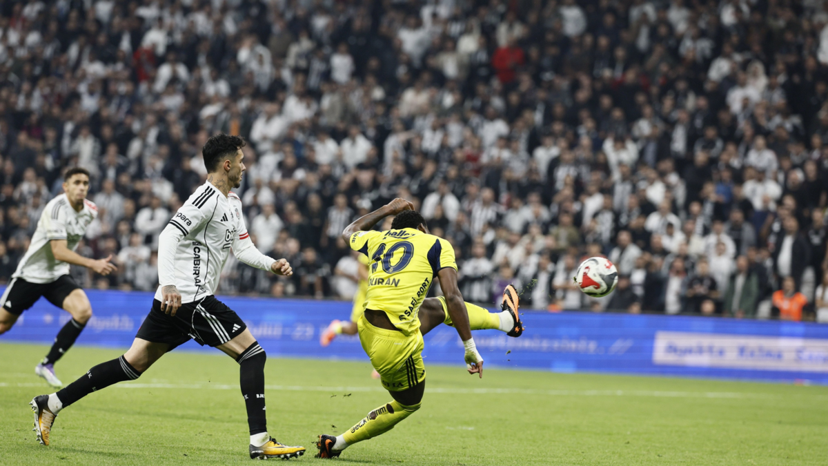 ¿Jhon Jáder Durán adelanta vacaciones? Se pierde el partido de Copa contra Beşiktaş, justo tras su regreso al gol, y desata críticas ¿Jhon Jáder Durán adelanta vacaciones? Se pierde el partido de Copa contra Beşiktaş, justo tras su regreso al gol, y desata críticas