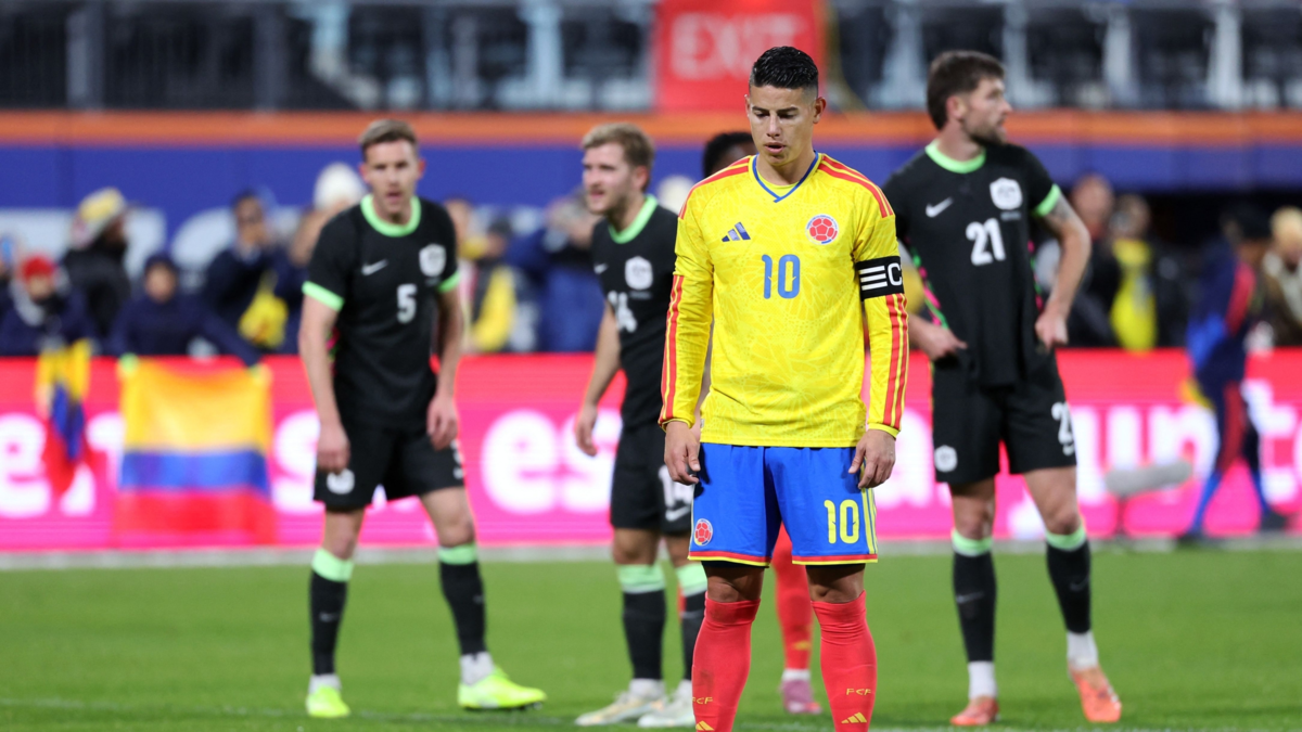 James Rodríguez escondió sus cartas y se limitó al hablar sobre su próximo destino: reveló los requisitos que pone para fichar por un nuevo club James Rodríguez escondió sus cartas y se limitó al hablar sobre su próximo destino: reveló los requisitos que pone para fichar por un nuevo club