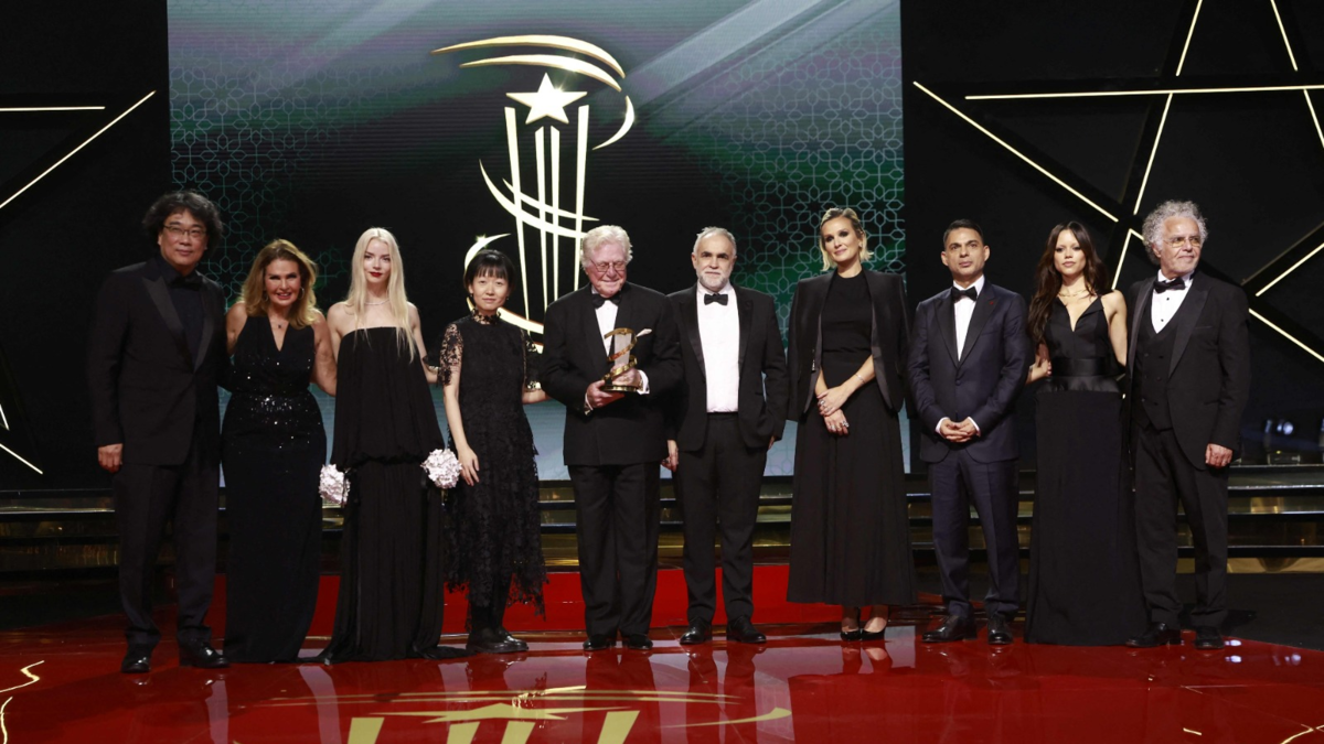 Jenna Ortega, Celine Song y otras estrellas del cine defienden 'la creación humana' frente a la IA en el festival de cine de Marrakech Jenna Ortega, Celine Song y otras estrellas del cine defienden 'la creación humana' frente a la IA en el festival de cine de Marrakech