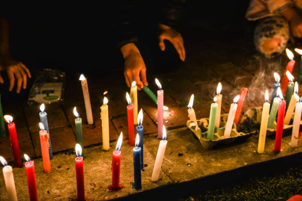 Día de las Velitas 2025: ¿cuál es la hora ideal para encenderlas en Colombia? Velitas