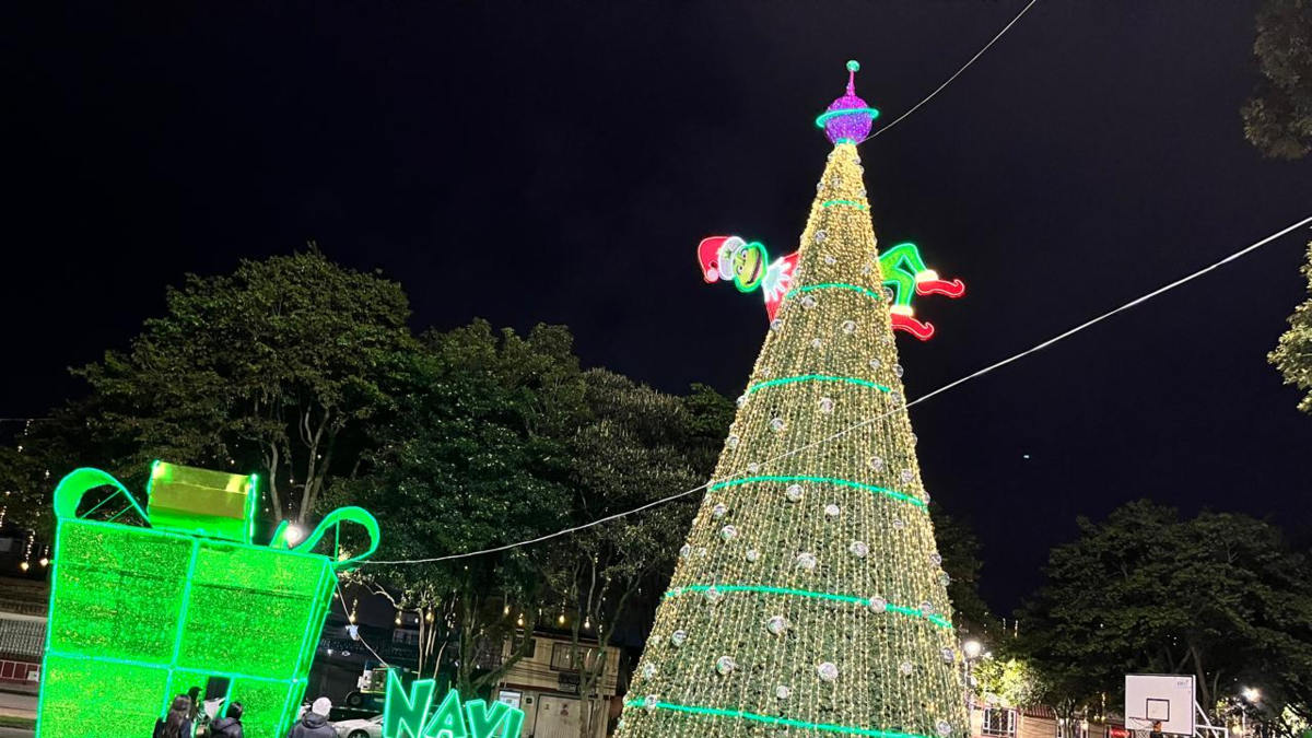 Facatativá brilla con la luz y los sabores de la Navidad Facatativá brilla con la luz y los sabores de la Navidad