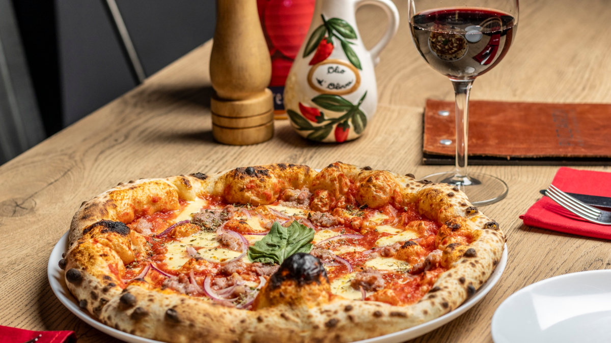 Pizzardi Artigianale se convierte en la primera pizzería colombiana en ganar el Best International Pizza Maker, en Italia Pizzardi Artigianale se convierte en la primera pizzería colombiana en ganar el Best International Pizza Maker, en Italia