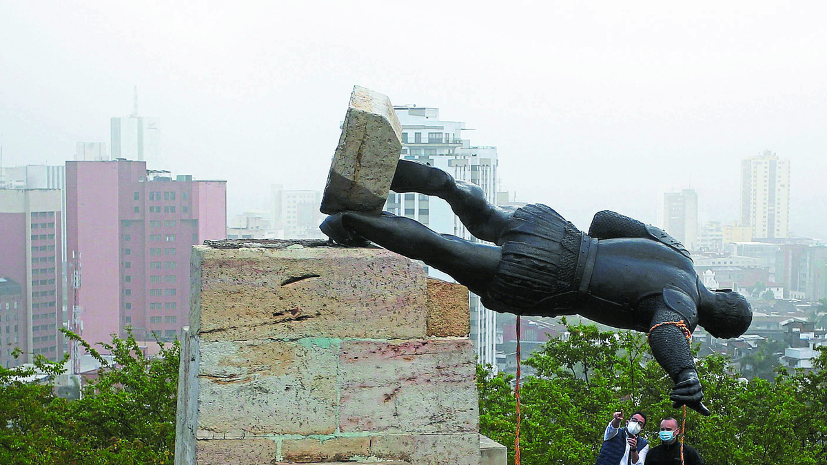 Si cambiamos lo que creemos, cambia Colombia Si cambiamos lo que creemos, cambia Colombia