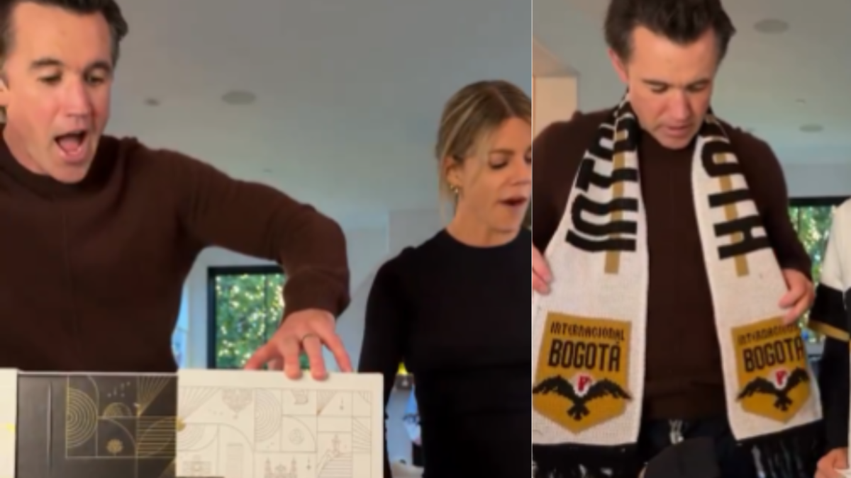 Rob McElhenney y Kaitlin Olson comparten su reacción al recibir la indumentaria oficial del Internacional de Bogotá Rob McElhenney y Kaitlin Olson comparten su reacción al recibir la indumentaria oficial del Internacional de Bogotá