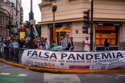 La caída de vacunación golpea a Argentina: siete muertos por tos ferina y temor por el sarampión La caída de vacunación golpea a Argentina: siete muertos por tos ferina y temor por el sarampión