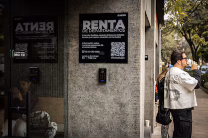 Todos los golpes de la gentrificación en una esquina de la Roma