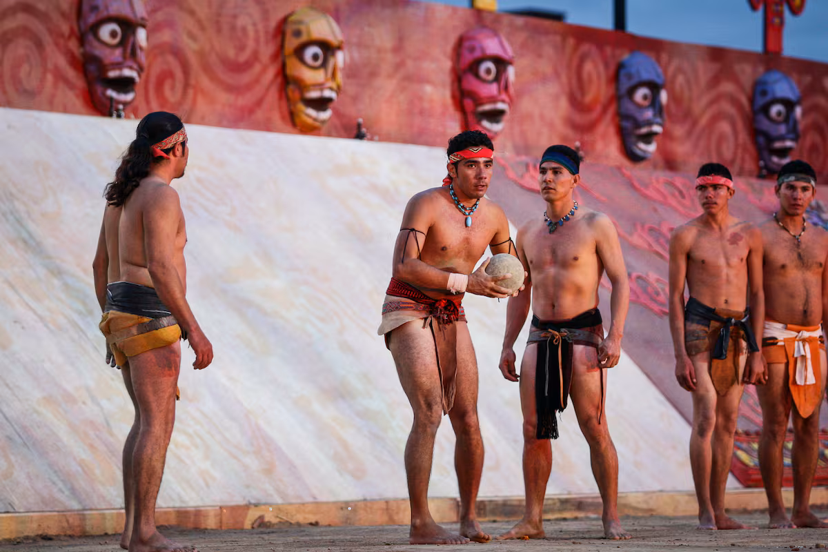 Antes del fútbol ya había el juego de pelota: la herencia precolonial que recordó Sheinbaum en el sorteo del Mundial EL PAÍS