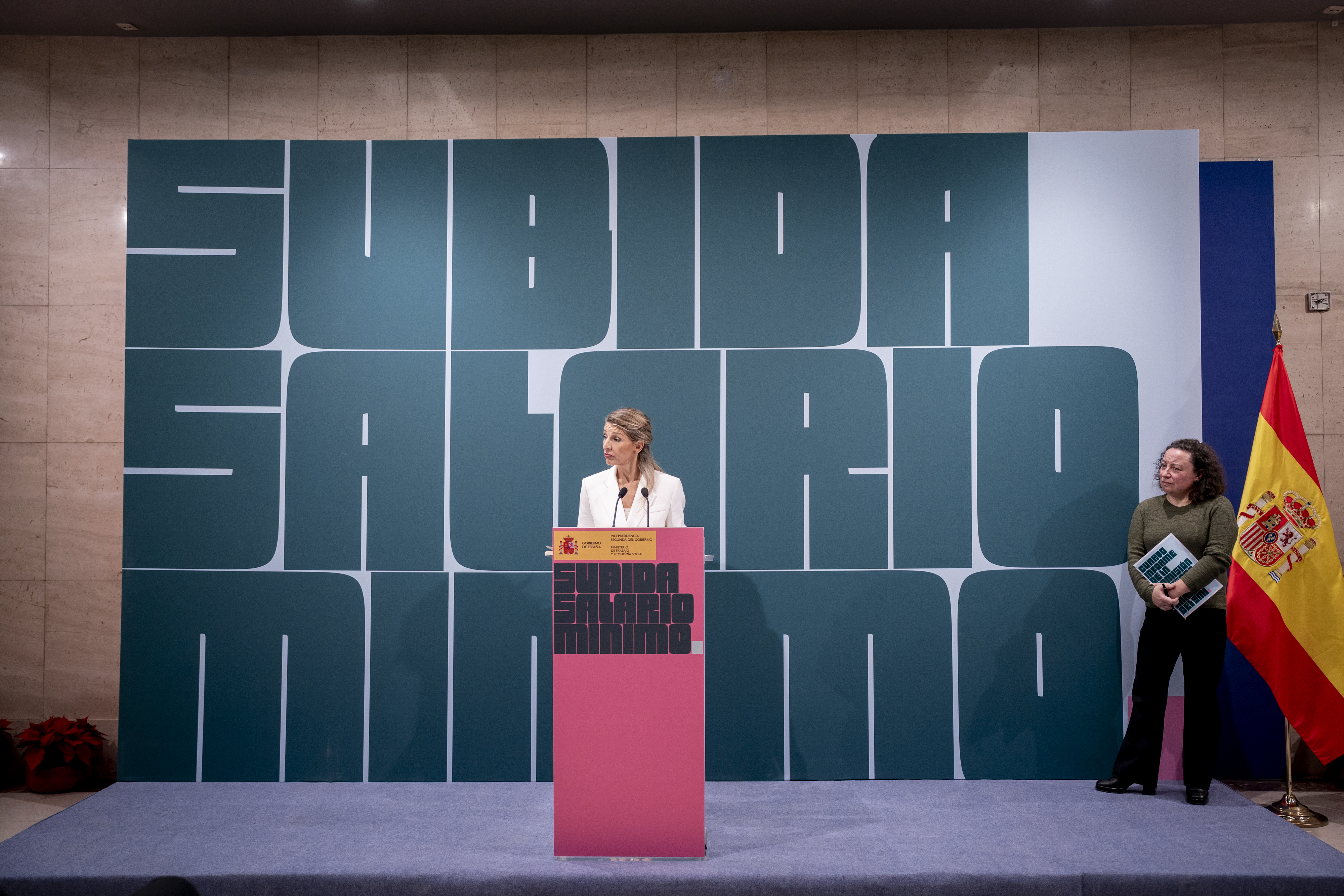 Los expertos de Trabajo alertan del “peligro potencial” de que empleados cualificados o experimentados solo cobren el salario mínimo Los expertos de Trabajo alertan del “peligro potencial” de que empleados cualificados o experimentados solo cobren el salario mínimo