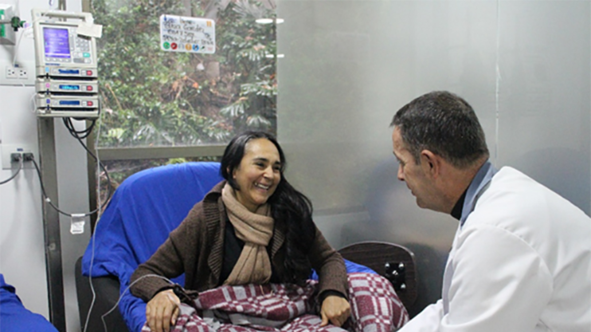 Centro Javeriano de Oncología del Hospital Universitario San Ignacio cumple 25 años: más de 11.000 pacientes han recibido sus servicios Centro Javeriano de Oncología del Hospital Universitario San Ignacio cumple 25 años: más de 11.000 pacientes han recibido sus servicios