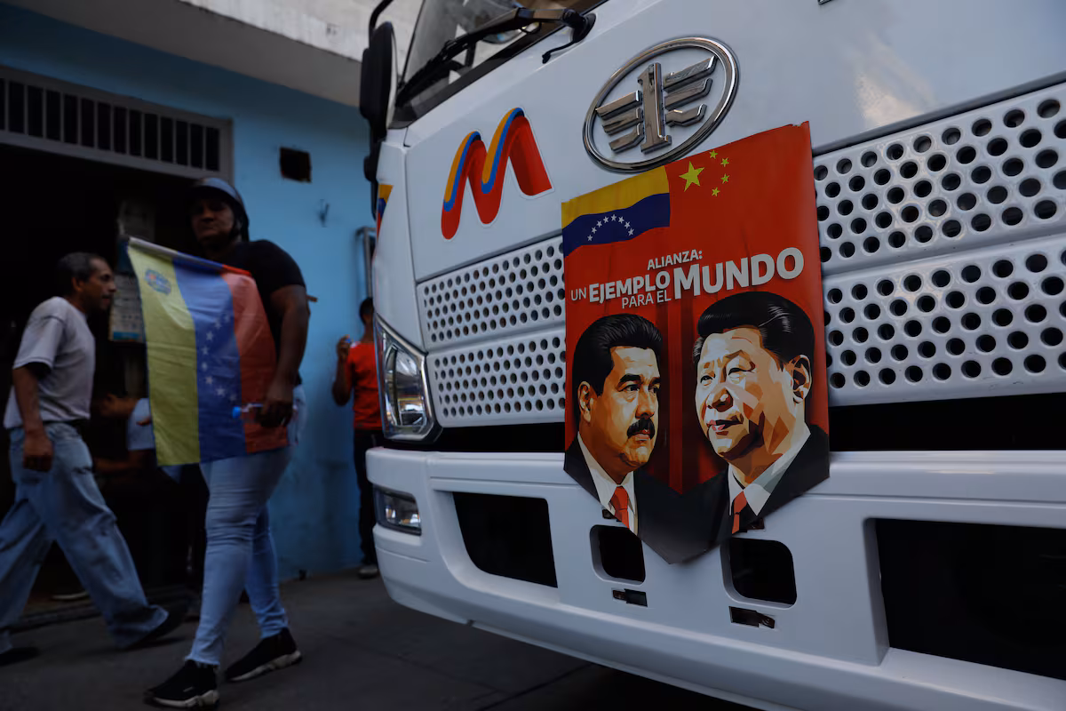 China recalca su apoyo a Venezuela a medida que crece la presión de Trump sobre Maduro China recalca su apoyo a Venezuela a medida que crece la presión de Trump sobre Maduro