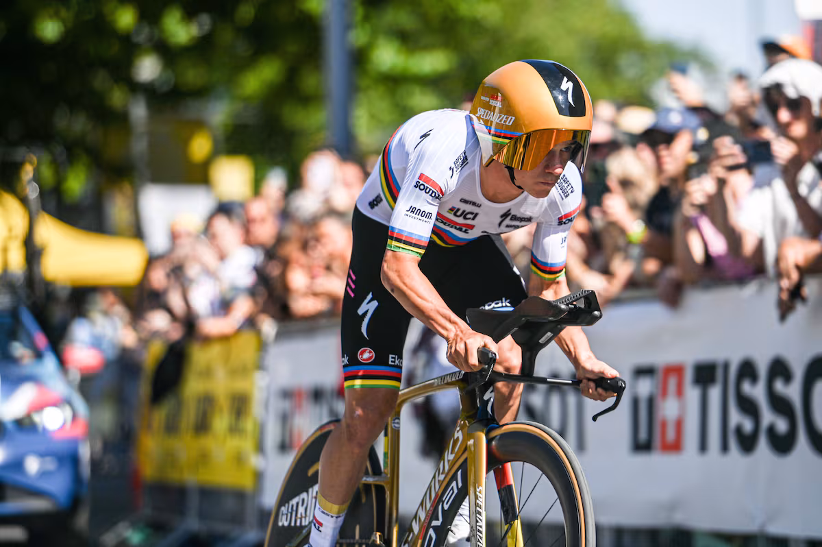 Cohabitación y calendario “básico y ligero” para Remco Evenepoel en su primer año con el Red Bull EL PAÍS