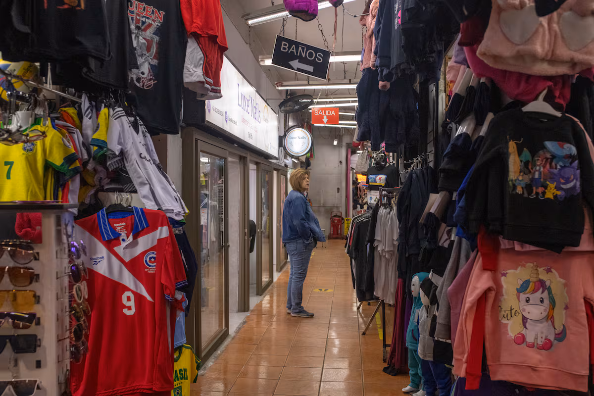 Cómo funciona el comercio durante la segunda vuelta de las elecciones presidenciales de Chile EL PAÍS
