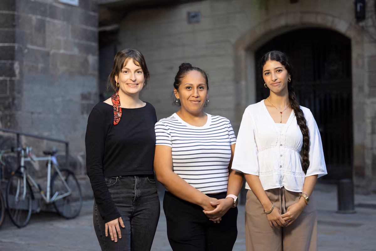 Con ayuda, salen adelante Con ayuda, salen adelante