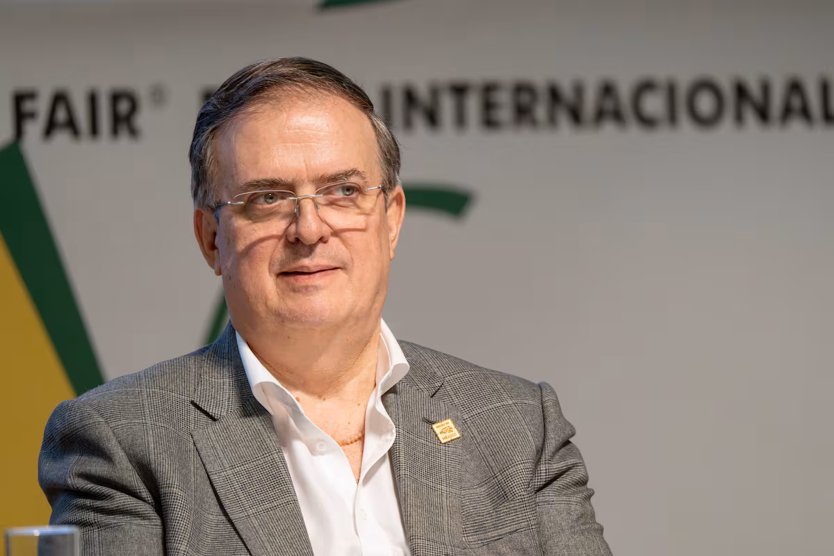 Ebrard: el regreso del eterno soldado EL PAÍS