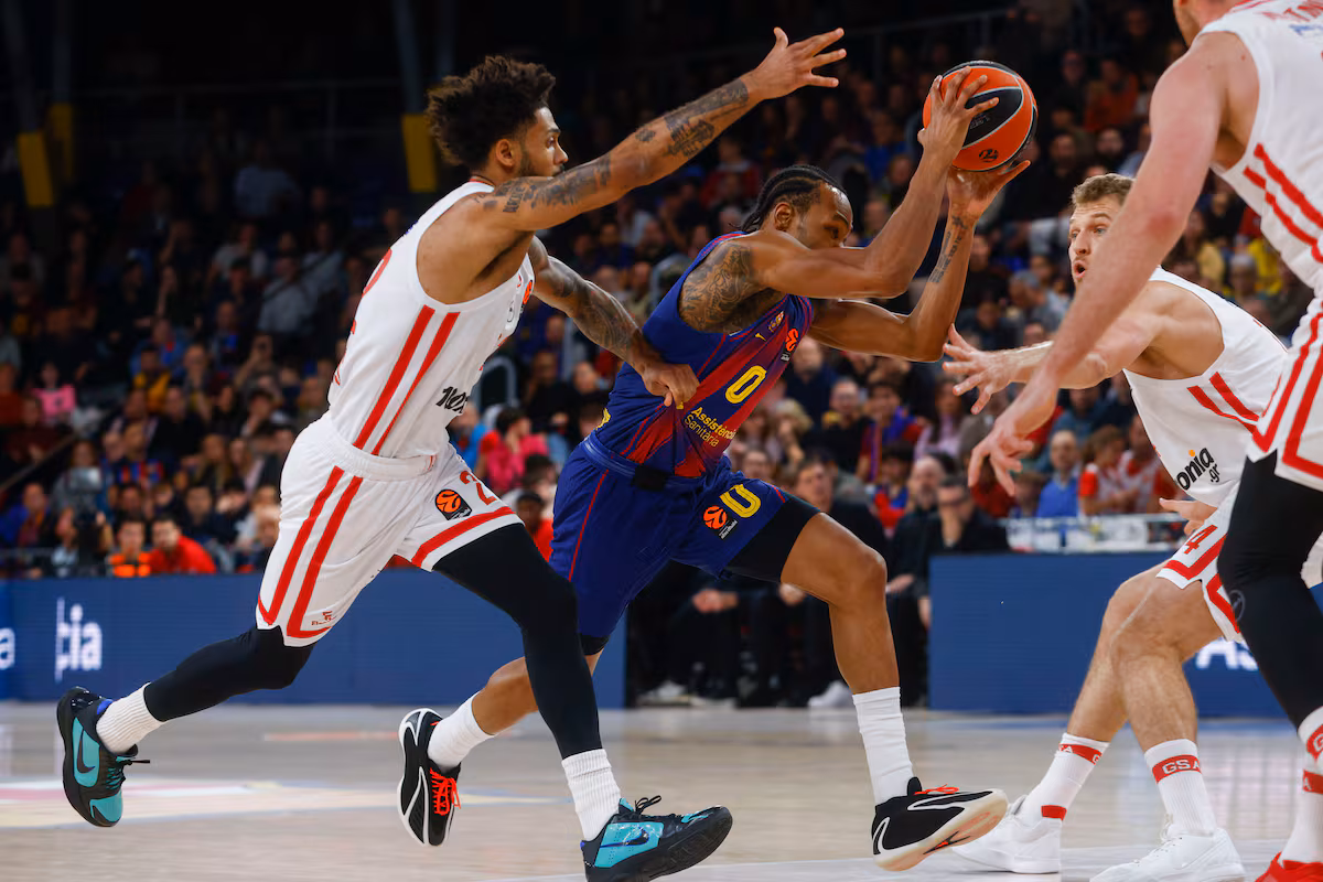 El Barça de Clyburn y Punter se crece ante el Olympiacos EL PAÍS