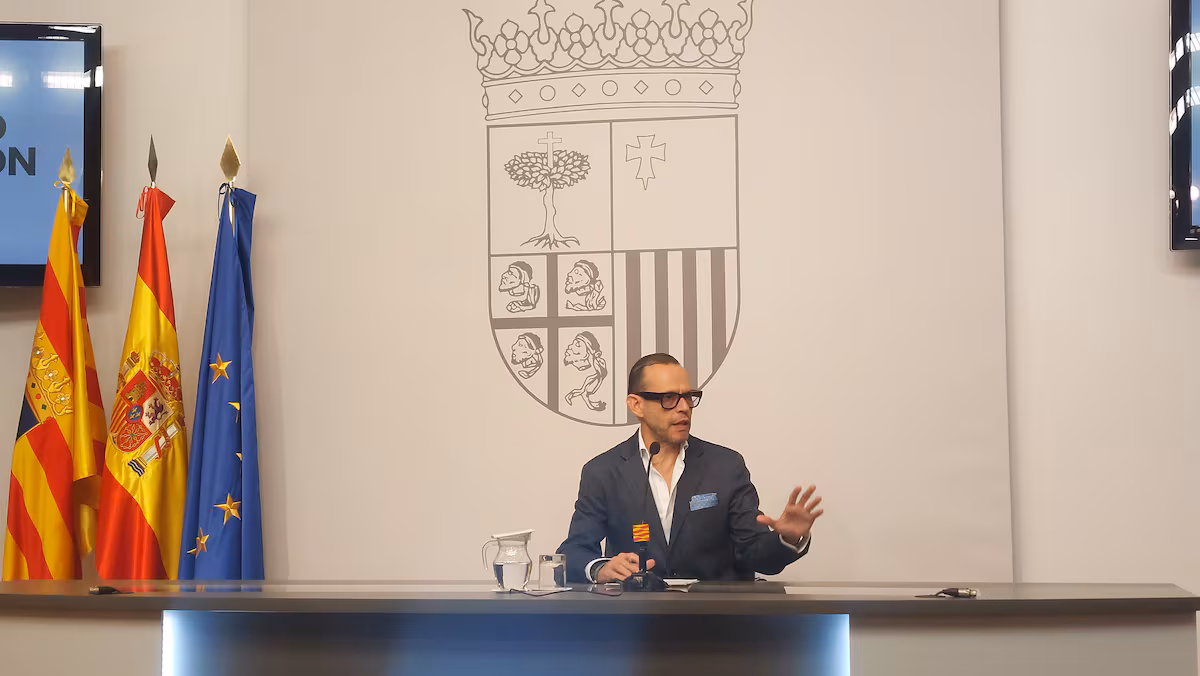 El Gobierno de Aragón acusa al director del MNAC de “menosprecio intolerable” EL PAÍS