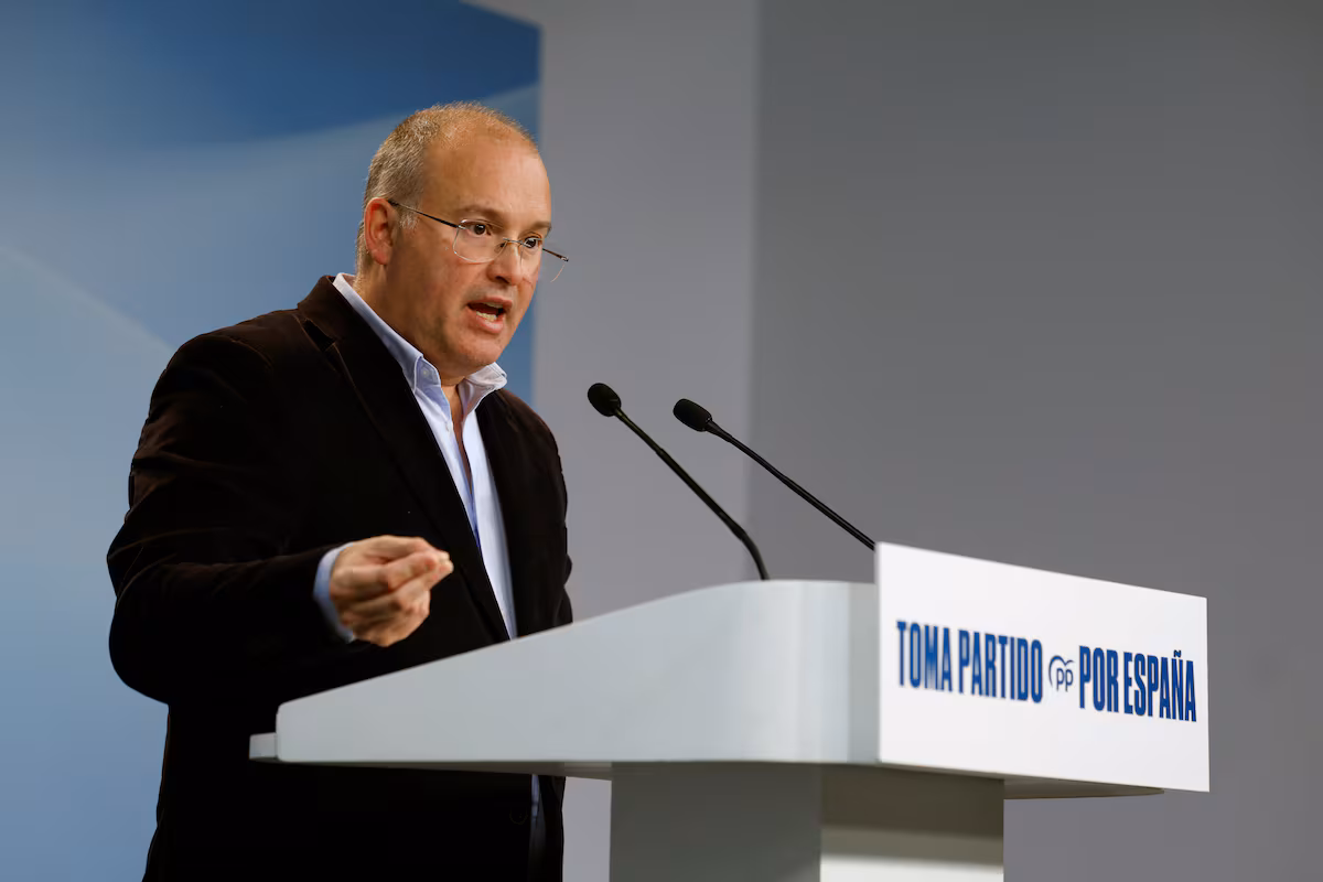 El PP cita a Cerdán en la comisión del ‘caso Koldo’ del Senado el 17 de diciembre, en plena campaña extremeña Virginia Martínez