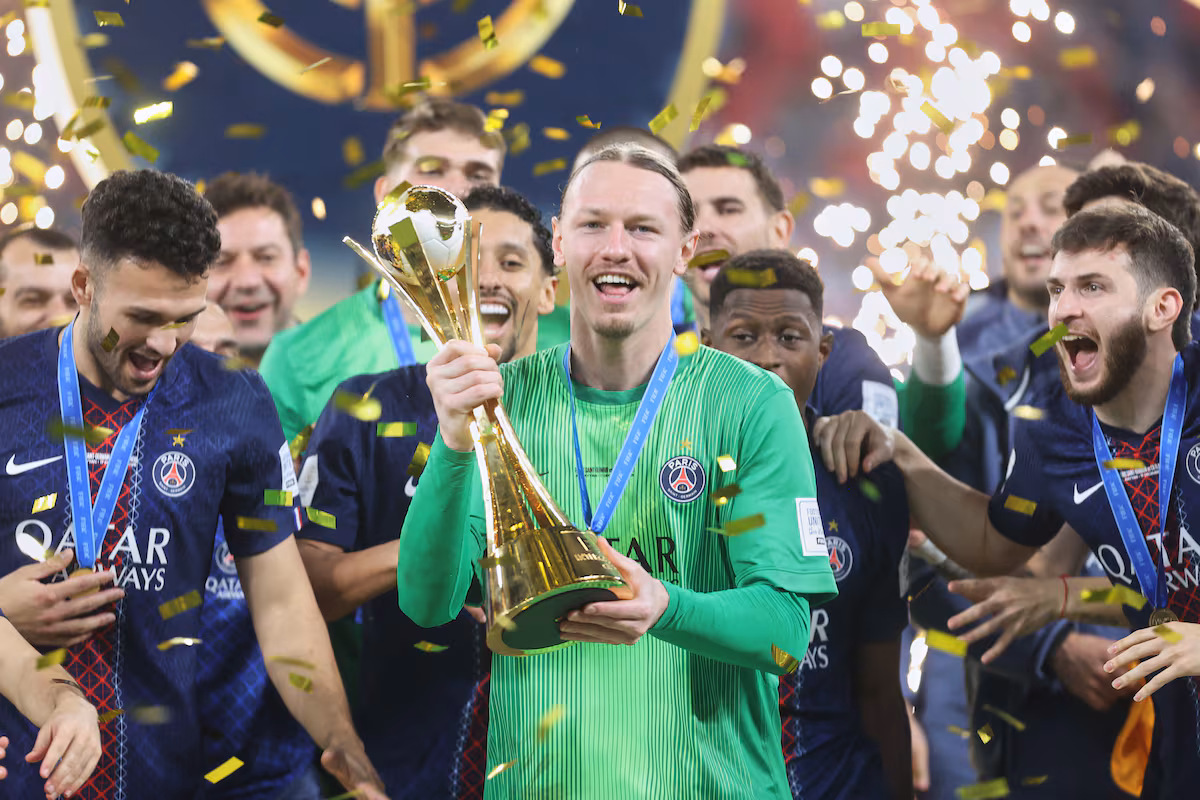 El PSG conquista la Intercontinental en los penaltis ante el Flamengo y culmina su sextete El PSG conquista la Intercontinental en los penaltis ante el Flamengo y culmina su sextete