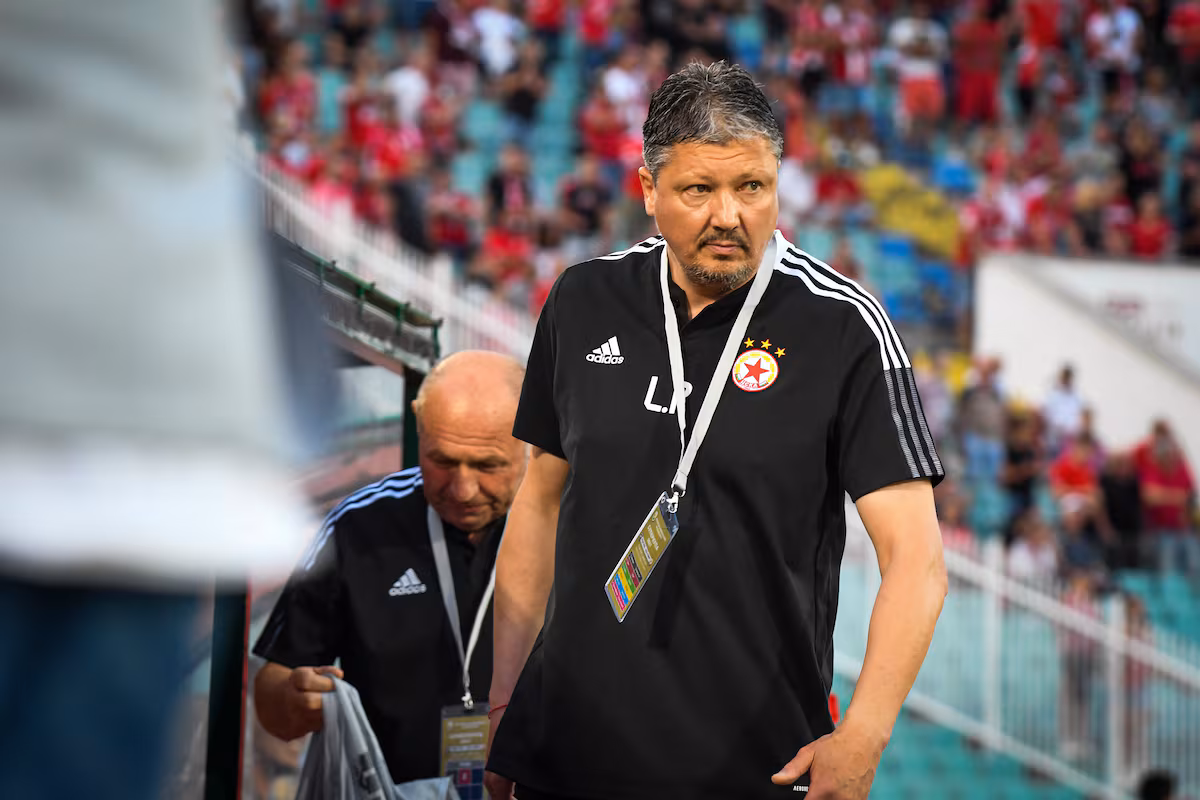 El exfutbolista Lubo Penev, ingresado grave en Alemania víctima de un cáncer de riñón EL PAÍS