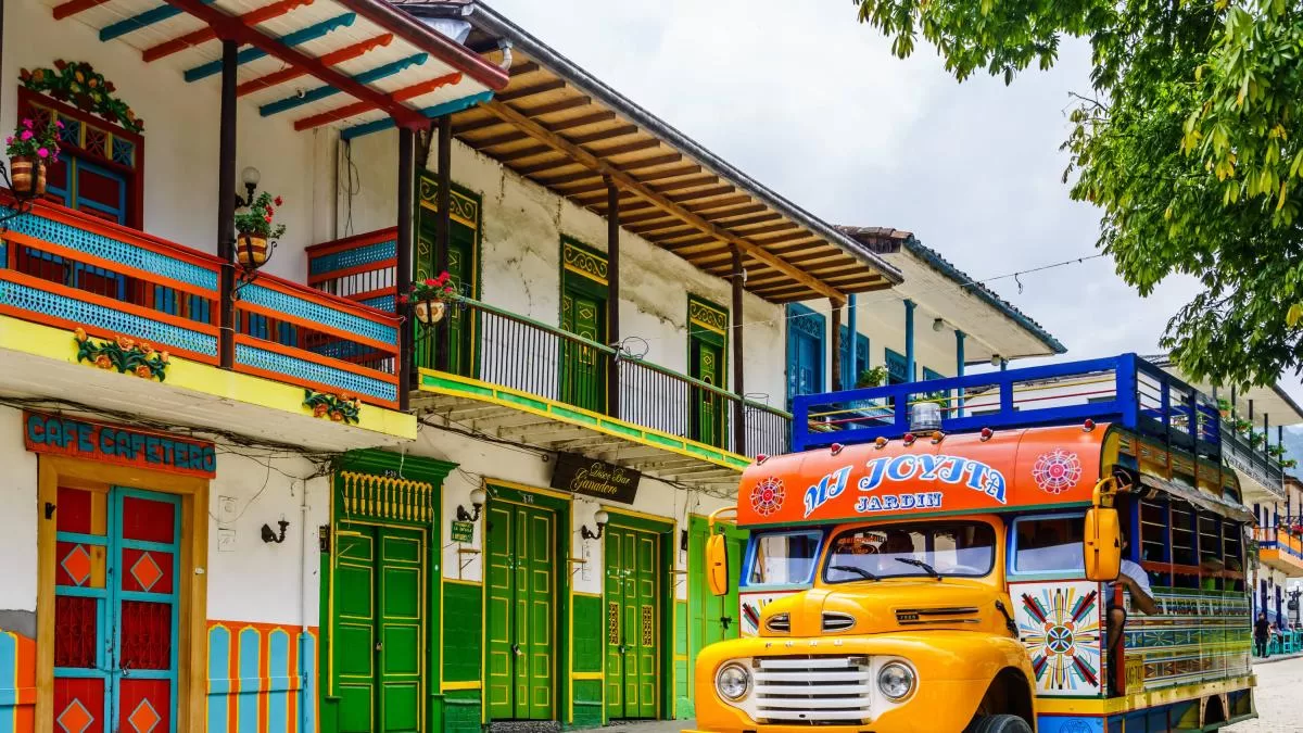 Estos son los departamentos donde más plata gastan los turistas extranjeros, según la Asociación Colombiana de Agencias de Viajes y Turismo Estos son los departamentos donde más plata gastan los turistas extranjeros, según la Asociación Colombiana de Agencias de Viajes y Turismo