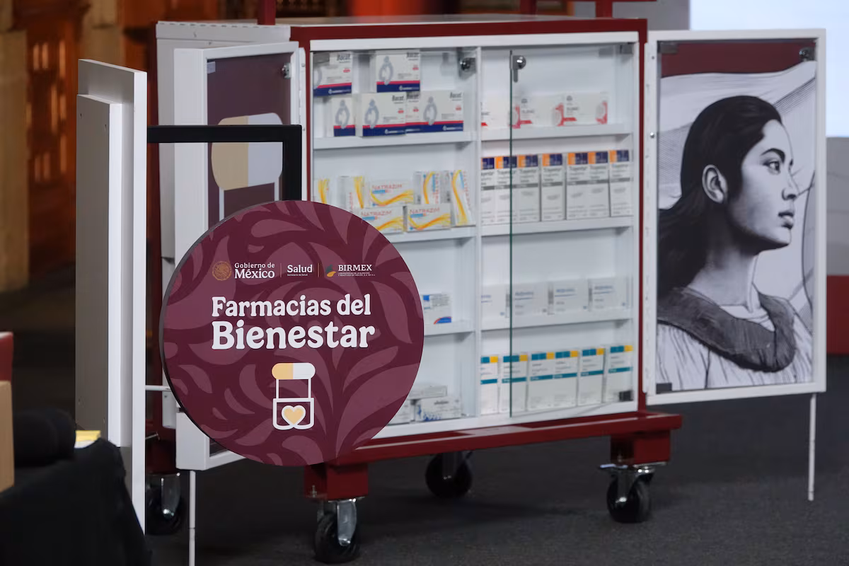Farmacias del Bienestar: así funcionan los nuevos módulos para la entrega de medicamentos gratuitos en México EL PAÍS