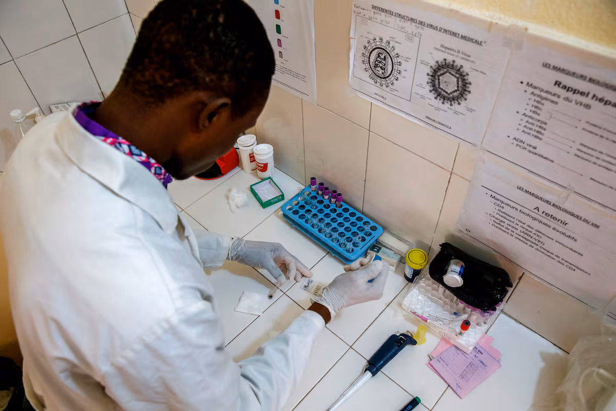 Hacer más con menos: cinco experiencias africanas para reinventar los programas de salud EL PAÍS