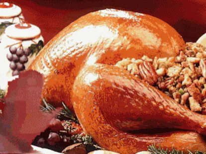 Lo más odioso de la comida de Navidad: pelmazos en la cocina, atracones o sobremesas eternas Lo más odioso de la comida de Navidad: pelmazos en la cocina, atracones o sobremesas eternas