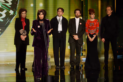 ‘Los domingos’, en cine, y ‘Anatomía de un instante’, en serie, ganan en los premios Forqué 2025 ‘Los domingos’, en cine, y ‘Anatomía de un instante’, en serie, ganan en los premios Forqué 2025