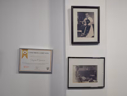 La tienda de la esquina también reparte los pedidos La tienda de la esquina también reparte los pedidos