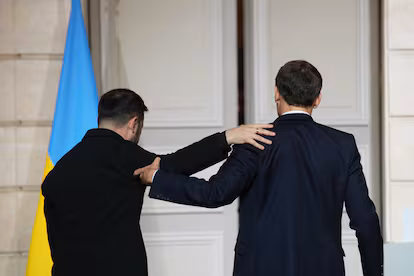 Macron cree que solo Ucrania puede decidir sobre su territorio y Zelenski pide que no se premie a Rusia por la guerra Macron cree que solo Ucrania puede decidir sobre su territorio y Zelenski pide que no se premie a Rusia por la guerra