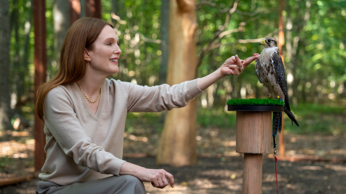 Julianne Moore hace una de las mejores actuaciones de su carrera, como una sirena en un mar de lujos Julianne Moore hace una de las mejores actuaciones de su carrera, como una sirena en un mar de lujos