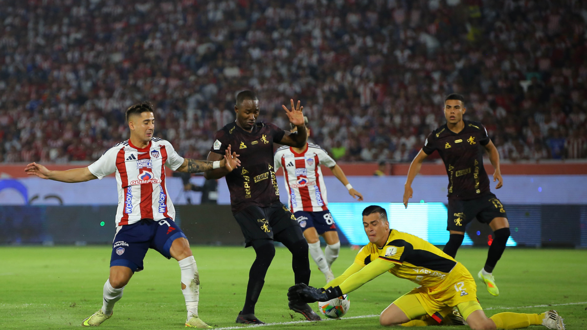 Junior de Barranquilla, a un paso de la final de la Liga BetPlay tras un vibrante triunfo contra América de Cali Junior de Barranquilla, a un paso de la final de la Liga BetPlay tras un vibrante triunfo contra América de Cali