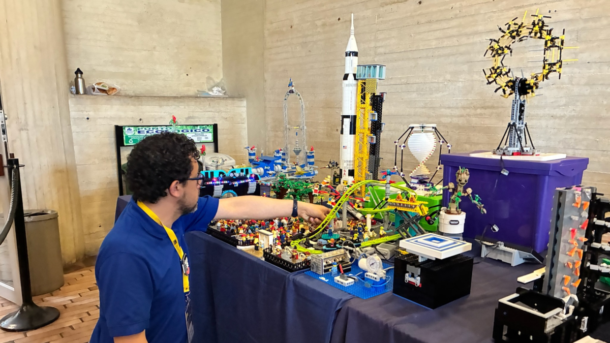 LUG Colombia: diez años de amor por los LEGO® LUG Colombia: diez años de amor por los LEGO®