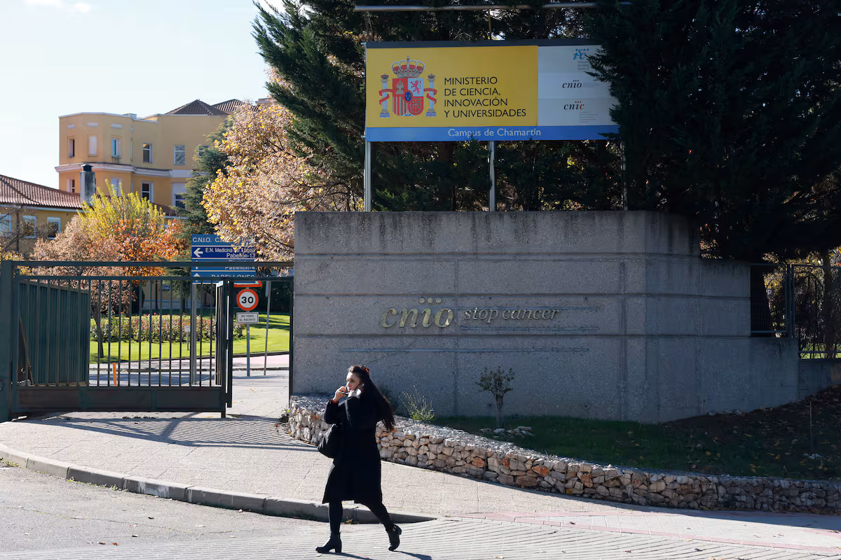 La Policía acude a la sede del CNIO para solicitar documentación a petición de Anticorrupción EL PAÍS